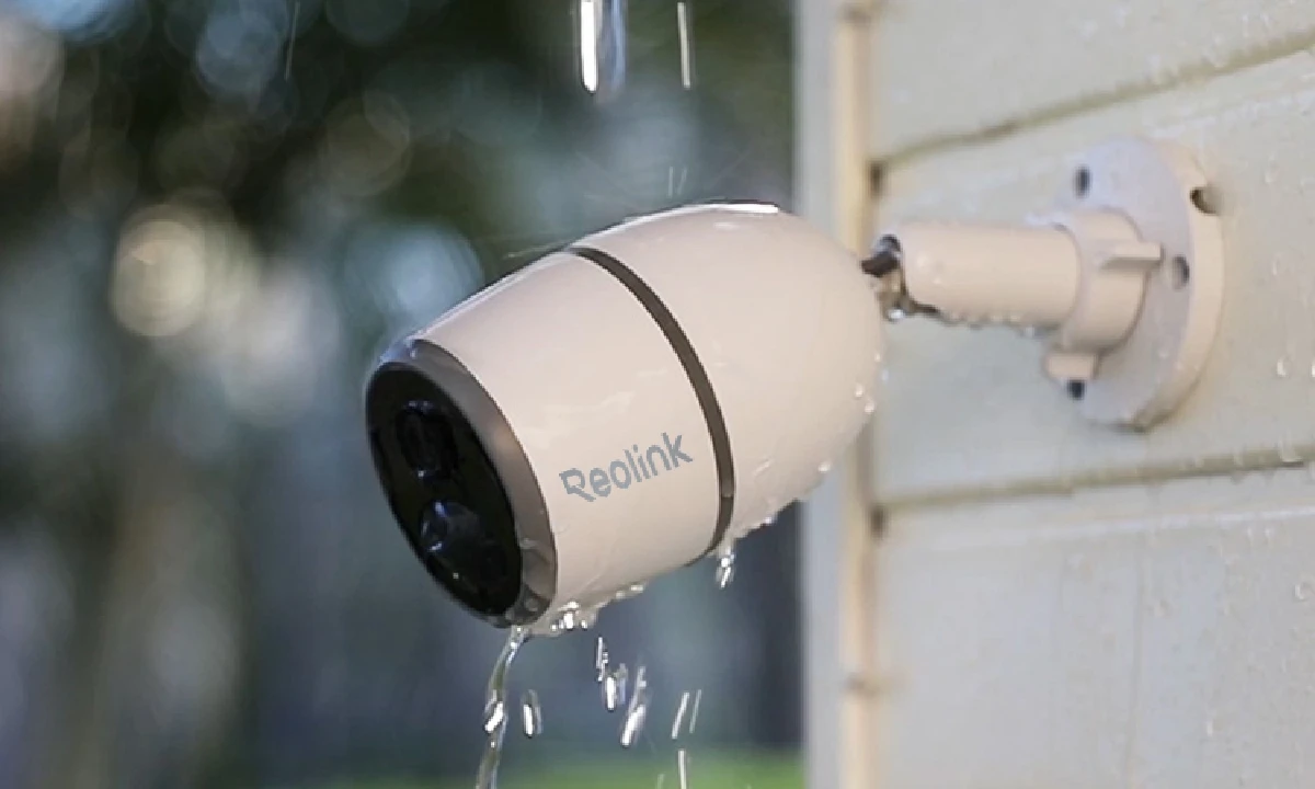 Reolink G330 4G-Kamera — wetterfestes Gehäuse für den Außeneinsatz
